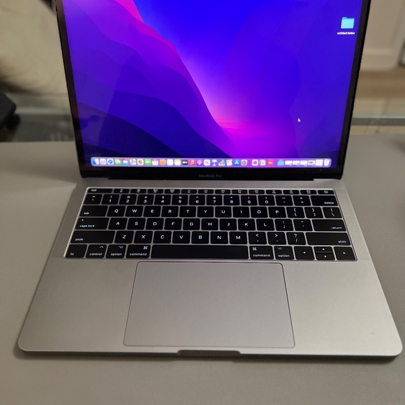 13-Inch MacBook Pro (2017 Edition) - Picture 4 of 4